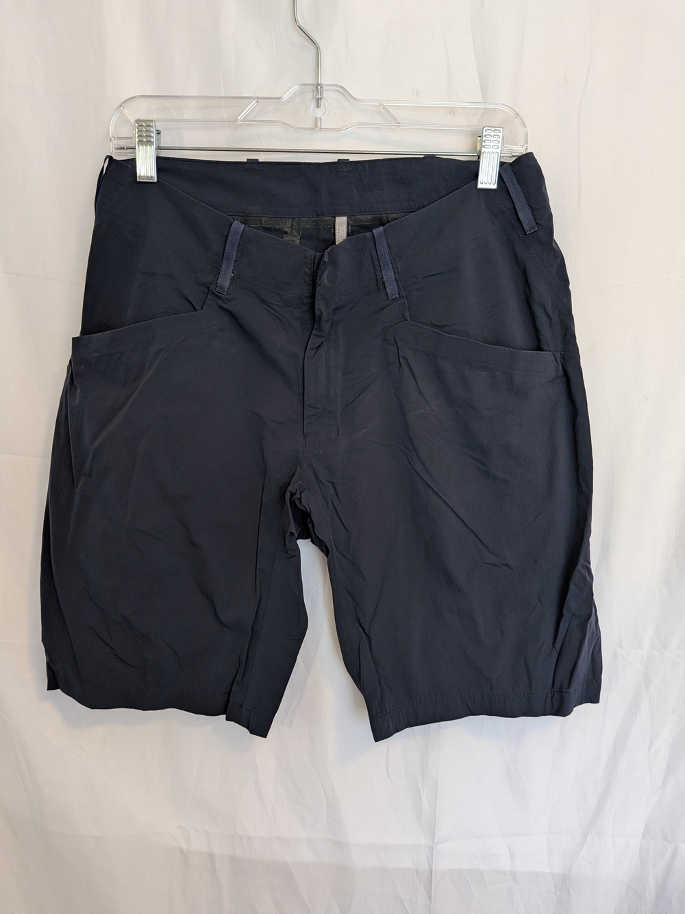 Arc'teryx Men's Dark Navy Athletic Shorts Size 30 FLAWED